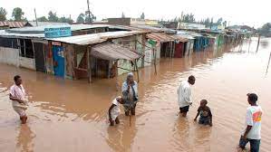 В Результате мощных наводнений в Кении произошла массовая эвакуация