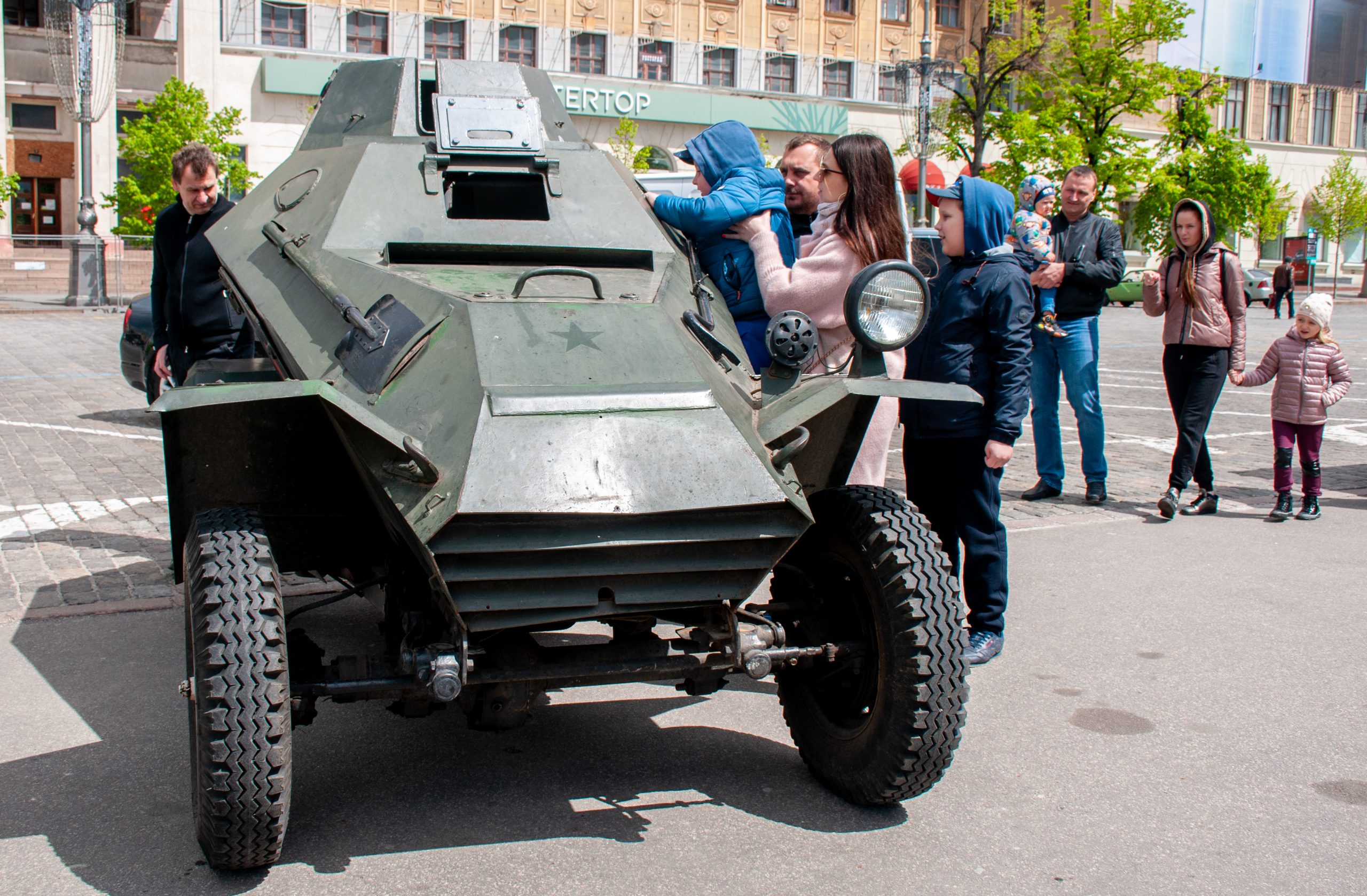 День Победы в Харькове