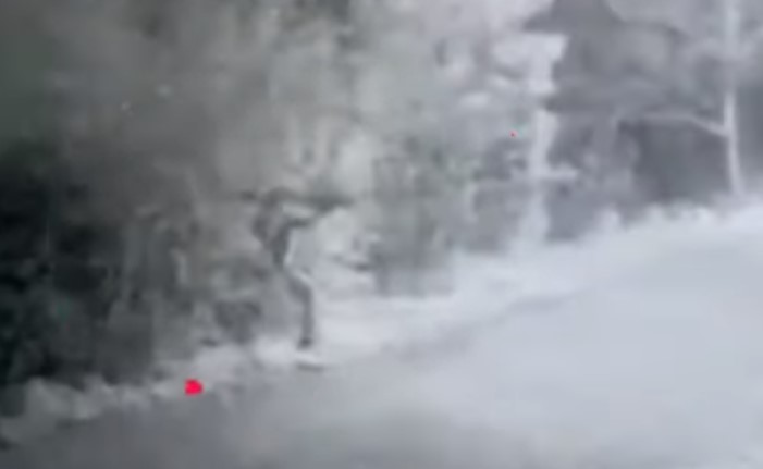 Обстрел BMW из гранатомета в Ивано-Франковске попал на видео