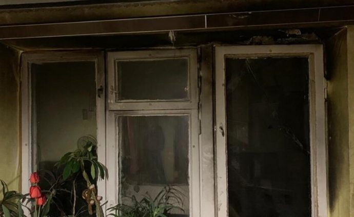 После ссоры с женой пьяный киевлянин поджог балкон