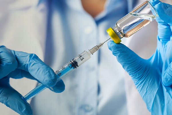 За сутки в Украине 4,5 тысячи человек получили вторую прививку от COVID-19
