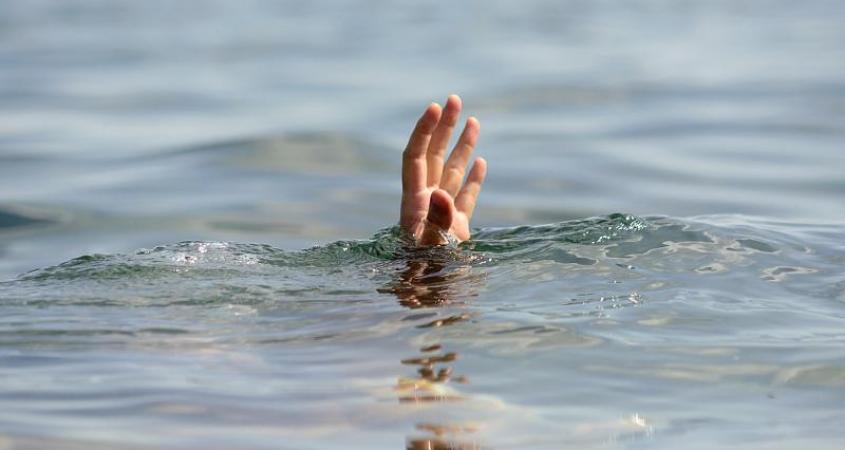 Под Днепром утонула 12-летняя школьница
