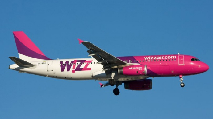 Wizz Air отменяет часть рейсов из-за проверки двигателей самолетов