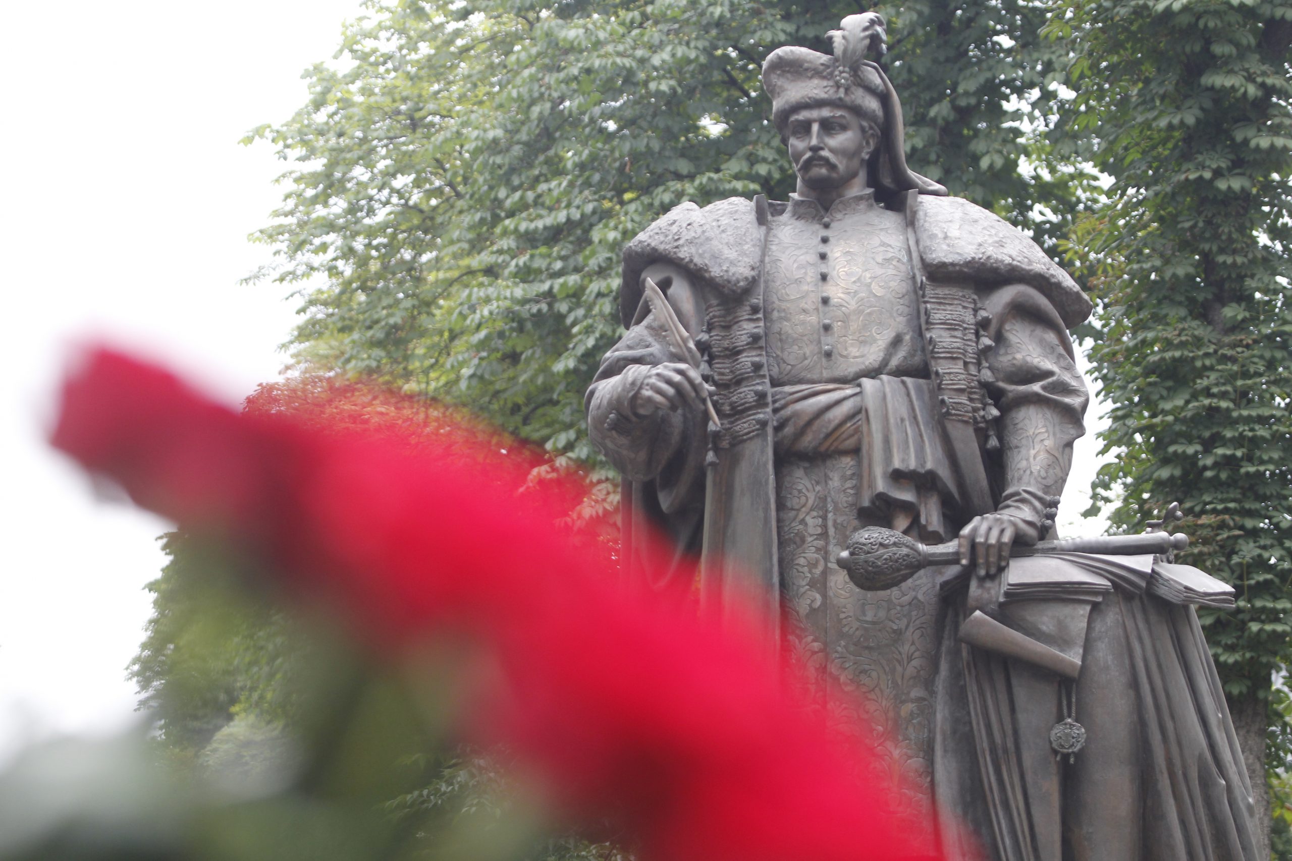 В Киеве возложили цветы автору первой в Украине Конституции