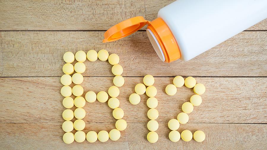 Врачи назвали 8 ранних признаков дефицита витамина B12