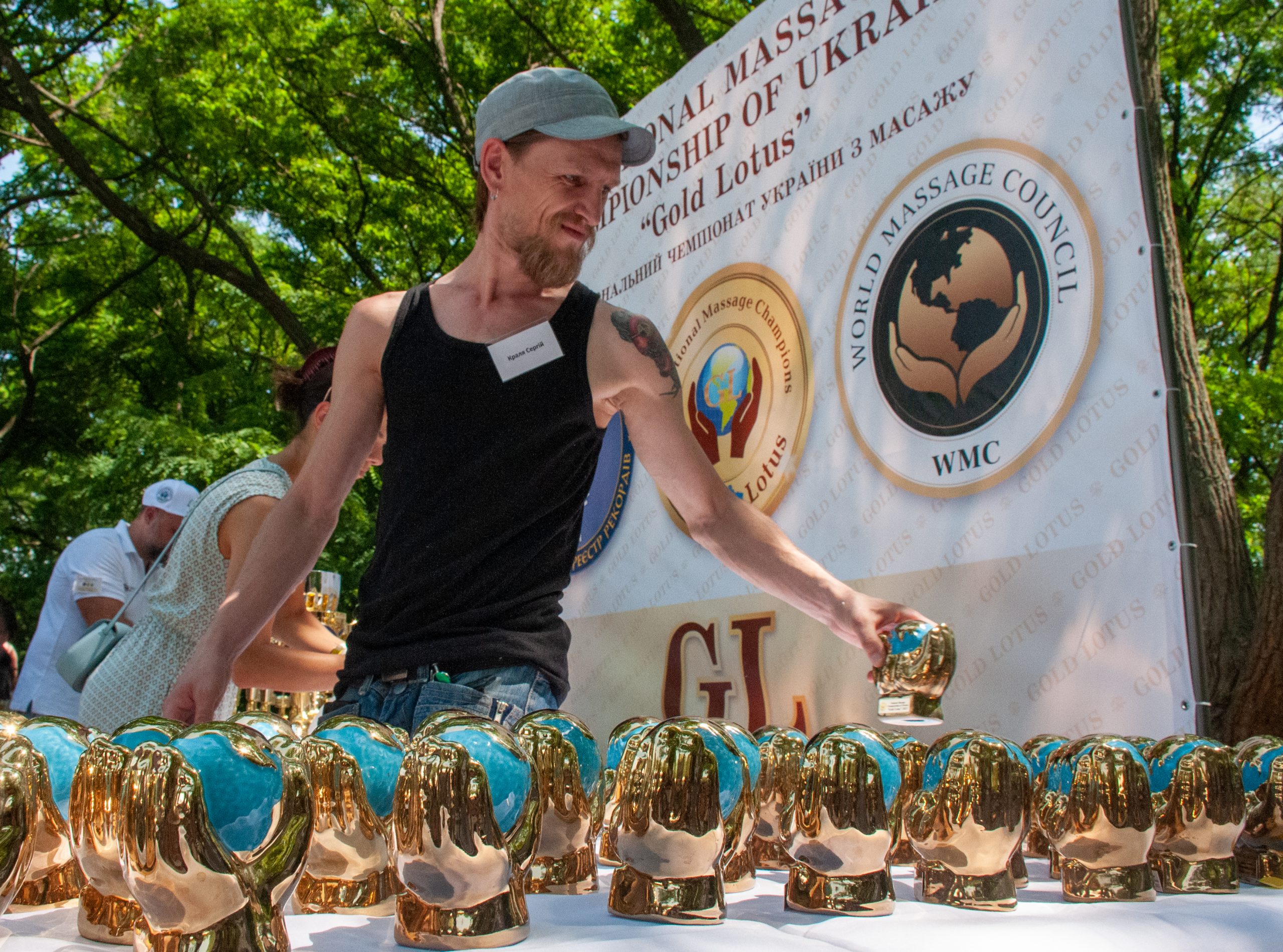 В Харькове прошли самые массовые соревнования по массажу