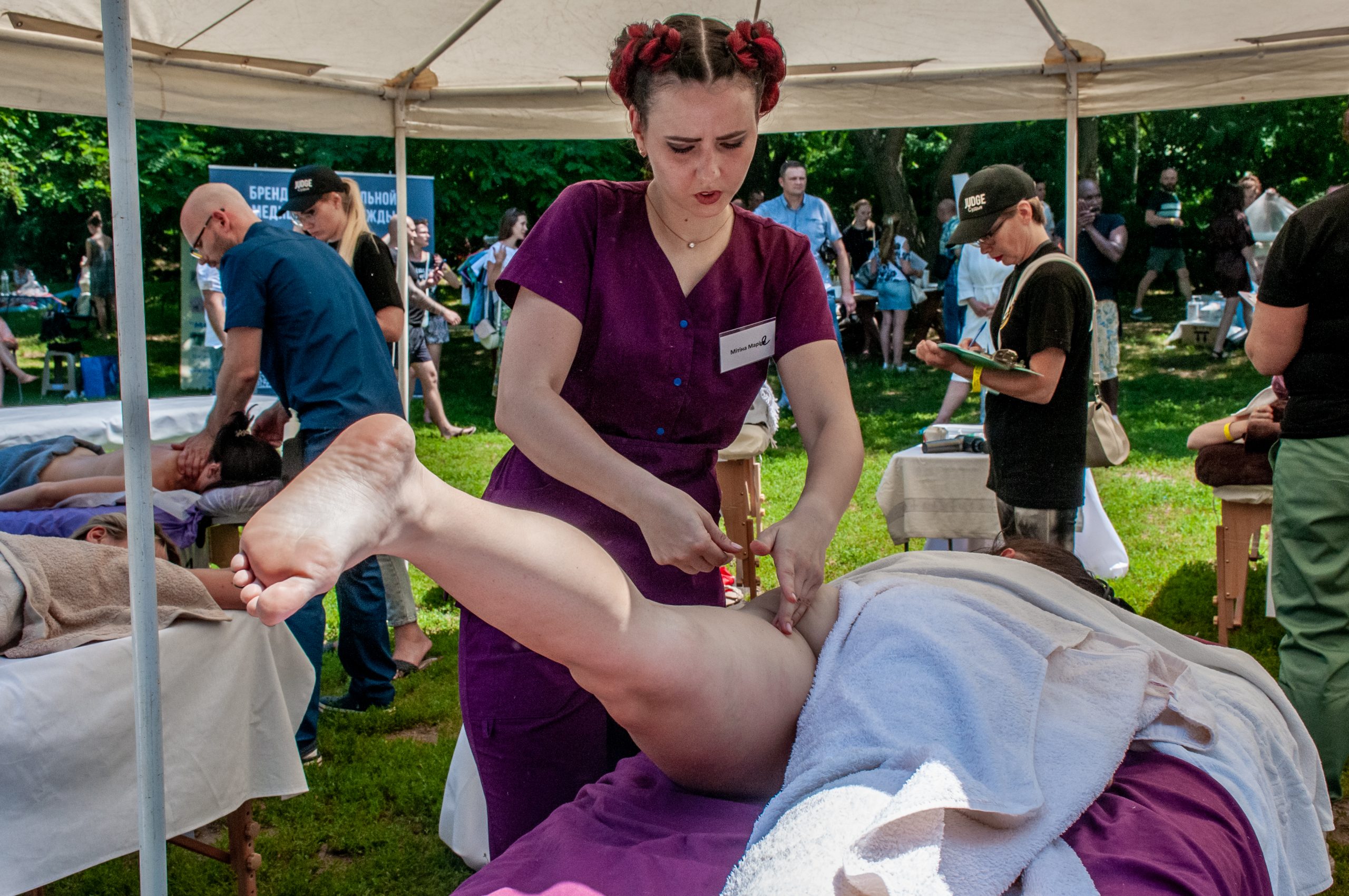 В Харькове прошли самые массовые соревнования по массажу