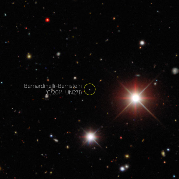 Ученые обнаружили исполинскую комету на краю Солнечной системы (ФОТО)