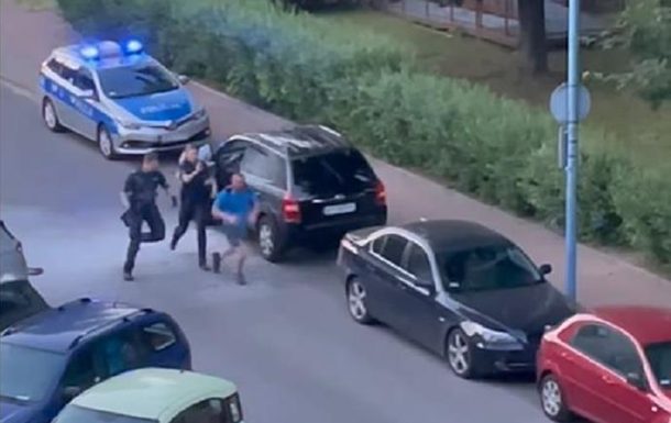 В Польше украинец отбивался огнетушителем от полицейских (ФОТО, ВИДЕО)
