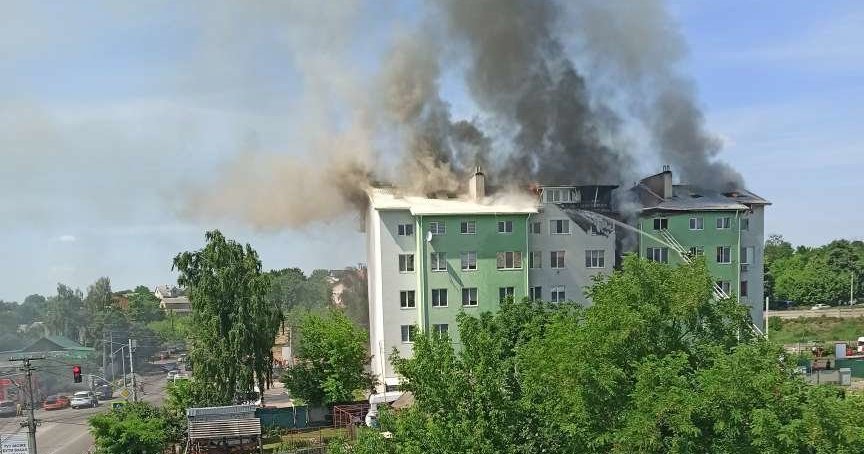 Жильцы сгоревшего дома под Киевом рассказали о погибшем (ВИДЕО)