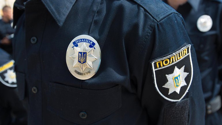 Одесская полицейская украла из вещдоков кокаин