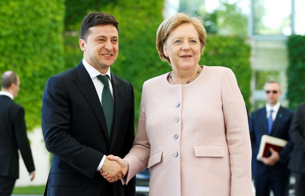 У Меркель обозначили темы встречи с Зеленским