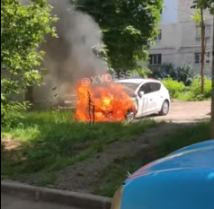 В Одессе сгорел Seat (ВИДЕО)