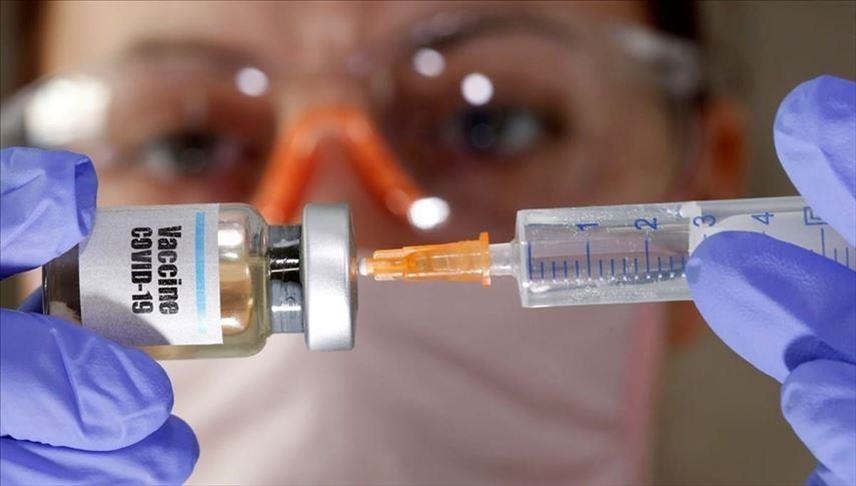 Вакцины Pfizer и Moderna «бьют» по здоровью мужчин