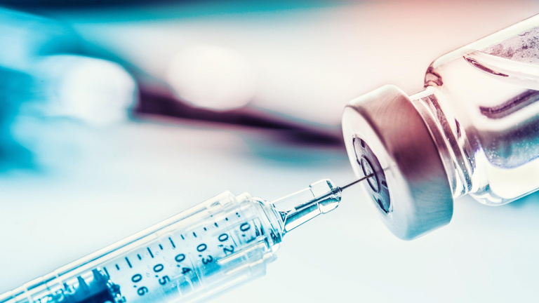 Европейское и украинское законодательство позволяют принудительную вакцинацию – юрист