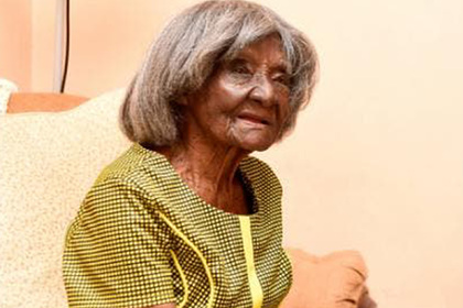 105-летняя женщина поделилась секретом долголетия (ФОТО)