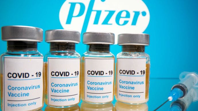 Эпидемиолог прокомментировала инициативу компании Pfizer ввести третью дозу вакцин
