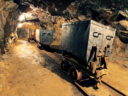 В Украине продолжает расти задолженность по зарплатам шахтерам