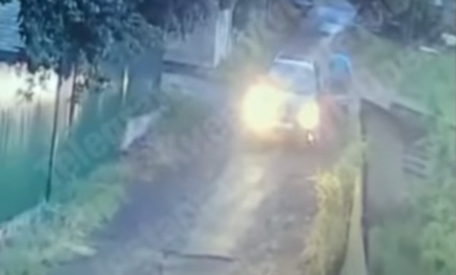 В Киеве таксист вышвырнул из авто пассажирку (ВИДЕО)