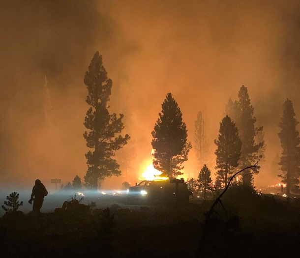 Массовые лесные пожары в Греции: эвакуированы жители сел (ВИДЕО)
