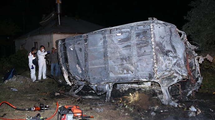 В Турции разбился микроавтобус с мигрантами, 12 погибших (ФОТО)
