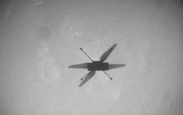 Вертолет NASA пролетел более 1,5 километра на Марсе (ФОТО)