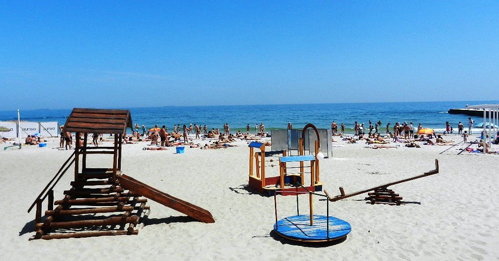 В Одессе на пляже умер 68-летний мужчина