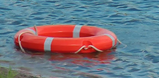 В Черкасской области спасатели реанимировали отдыхающую: инсульт в воде (ВИДЕО)