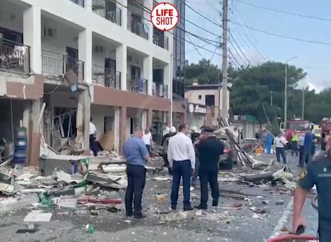 В курортном городке взорвалась гостиница: пятеро пострадавших (ФОТО, ВИДЕО)