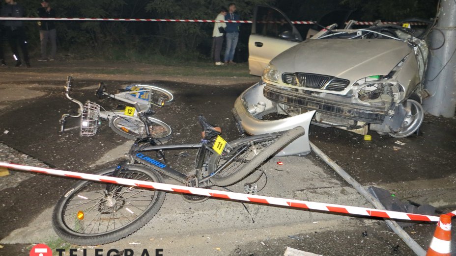 В Киеве произошло смертельное ДТП при участии велосипедиста (ФОТО)