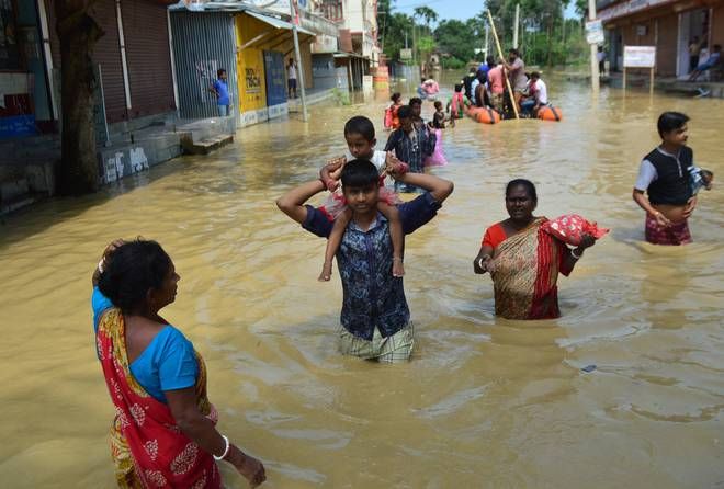 В Индии от наводнений пострадало более 225 тысяч человек