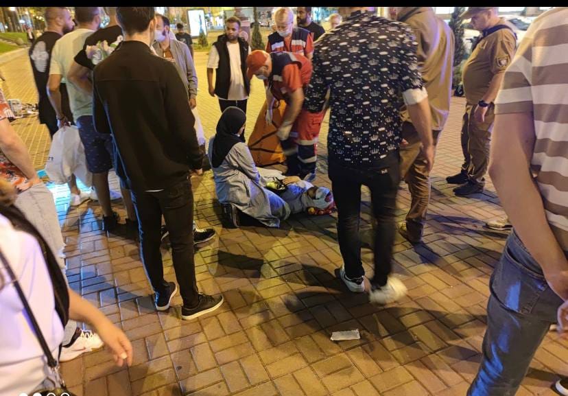 В центре Киева туристка получила страшные травмы после падения с самоката (ФОТО)