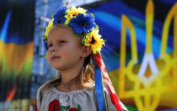 Опрос: 80% украинцев поддерживают Независимость
