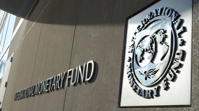 Часть средств от МВФ пойдет на погашение долгов &#8212; экономист