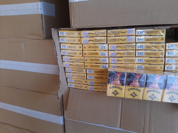 В Житомирской области остановили авто с контрабандными сигаретами (ФОТО, ВИДЕО)