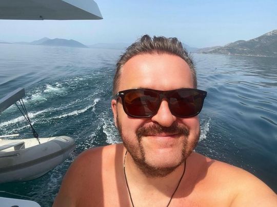 Александр Пономарев показал свой отдых активный отдых на яхте (ВИДЕО)