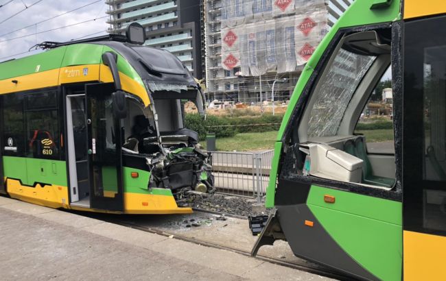 Два трамвая столкнулись в Польше: 31 пострадавший (ФОТО)