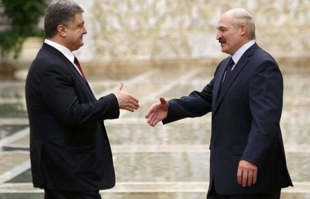 Лукашенко рассказал, как Порошенко подписывал Минские соглашения (ВИДЕО)