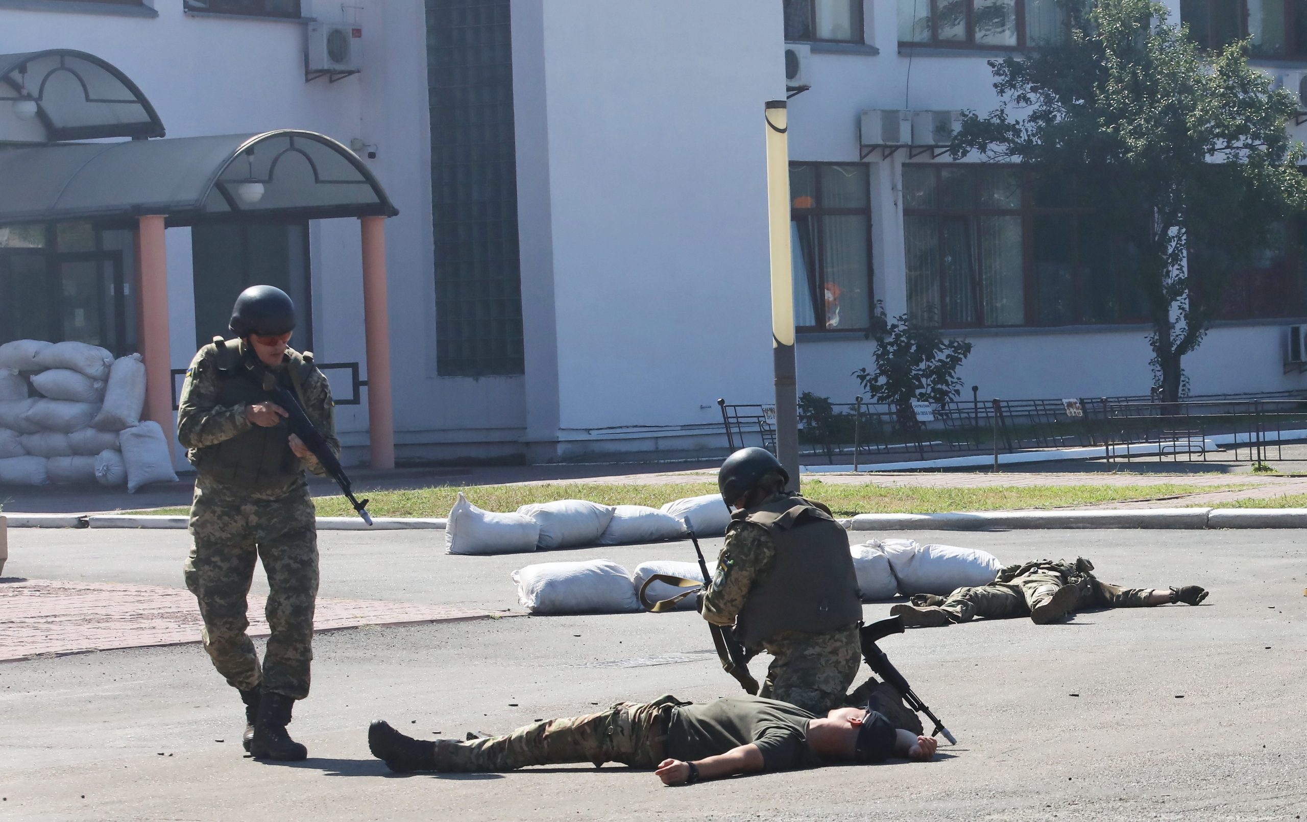 В Киеве проходят военные сборы резервистов теробороны