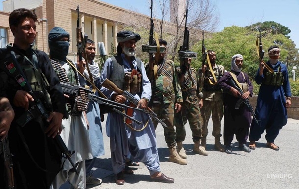 В афганском Герате талибы публично повесили четверых человек