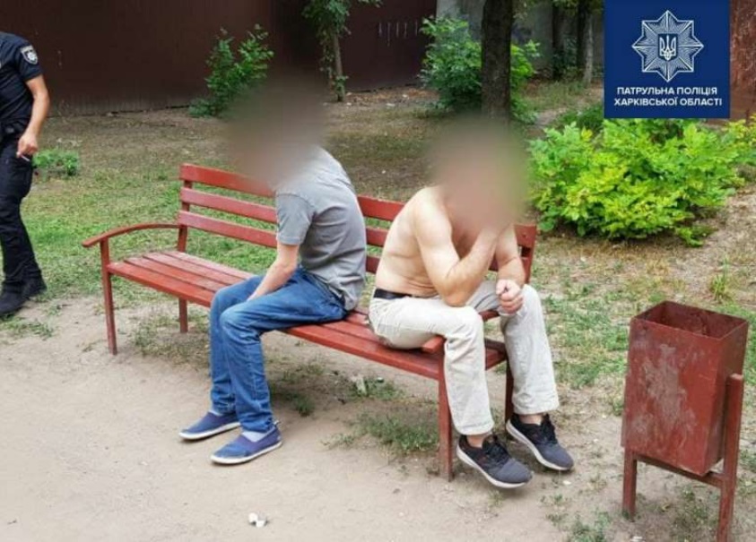 Двое избили и ограбили жителя Харькова (ФОТО)