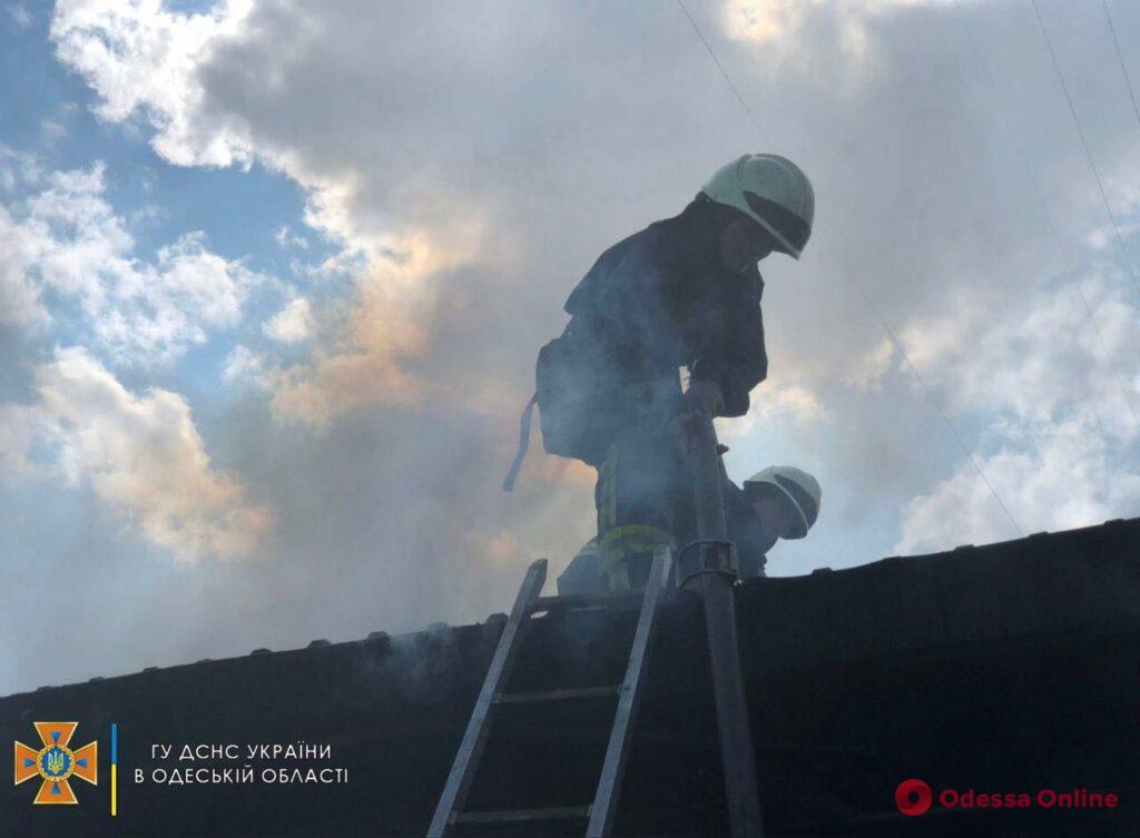 В Одессе бабушка и трое внуков едва не погибли во время пожара (ФОТО)