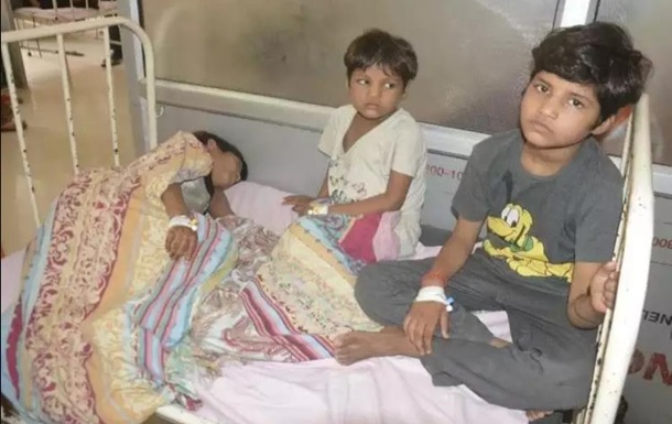 В Индии более 60 человек умерли от неизвестной лихорадки