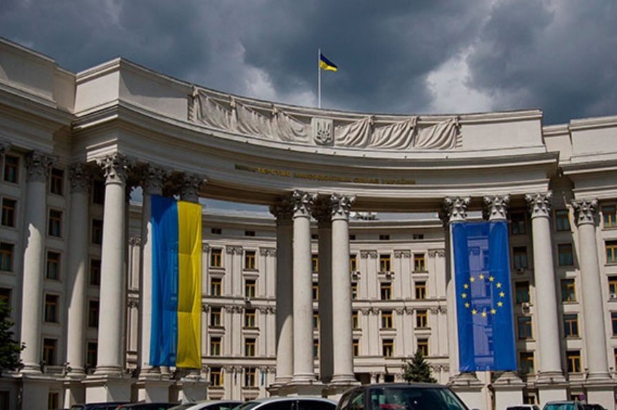 МИД Украины призвал другие страны к разрыву отношений в РФ