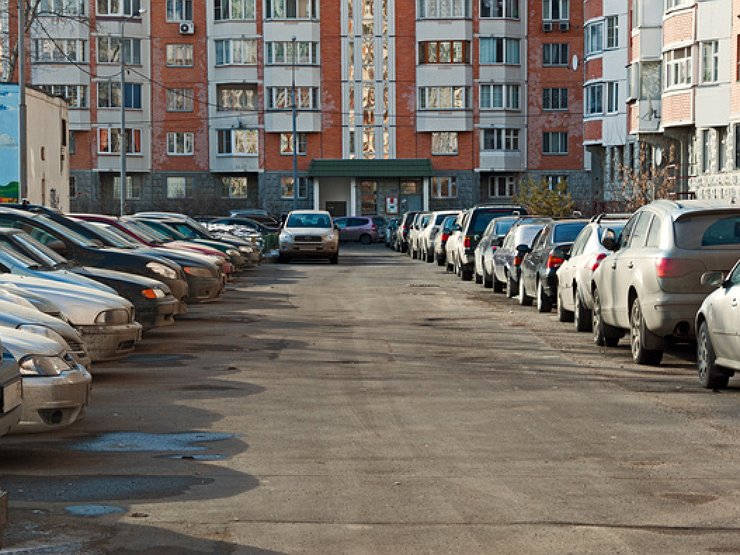В Германии хотят выводить из эксплуатации украинские авто, которые не застрахованы больше года