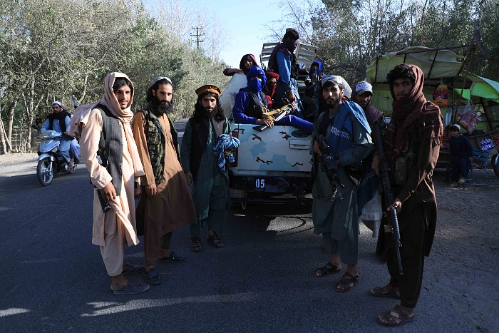 Эксперт: Афганистан превратился в белое пятно на политической карте мира