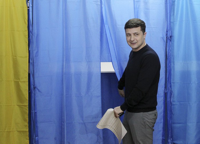 Эксперт оценил шансы Зеленского переизбраться на второй срок