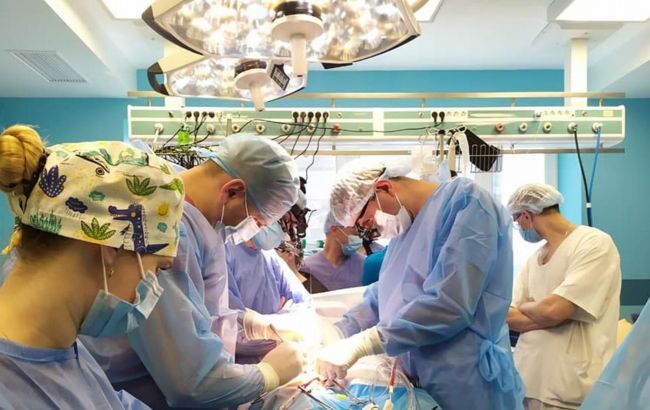 Львовские медики провели уникальные операции на сердце
