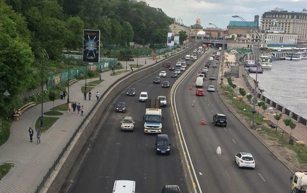 В Киеве ограничат движение по ряду улиц (КАРТА)