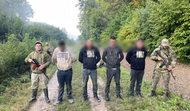 На границе с Венгрией со стрельбой задержали турок-нелегалов (ФОТО)